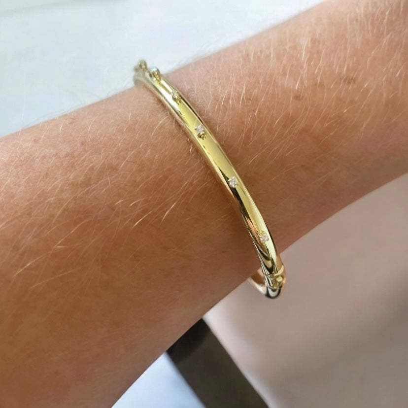 Esclava luz oro