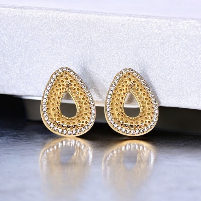 Aros gota circones oro