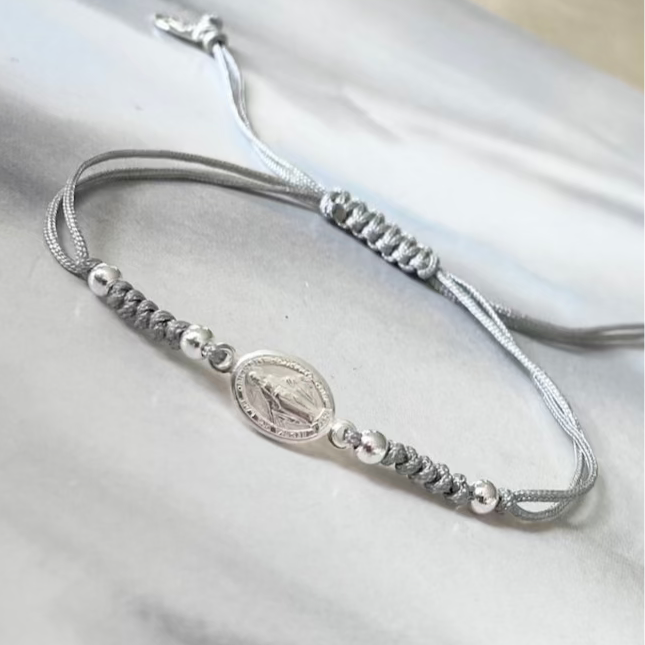 Pulsera hilo Virgen de los Rayos plata