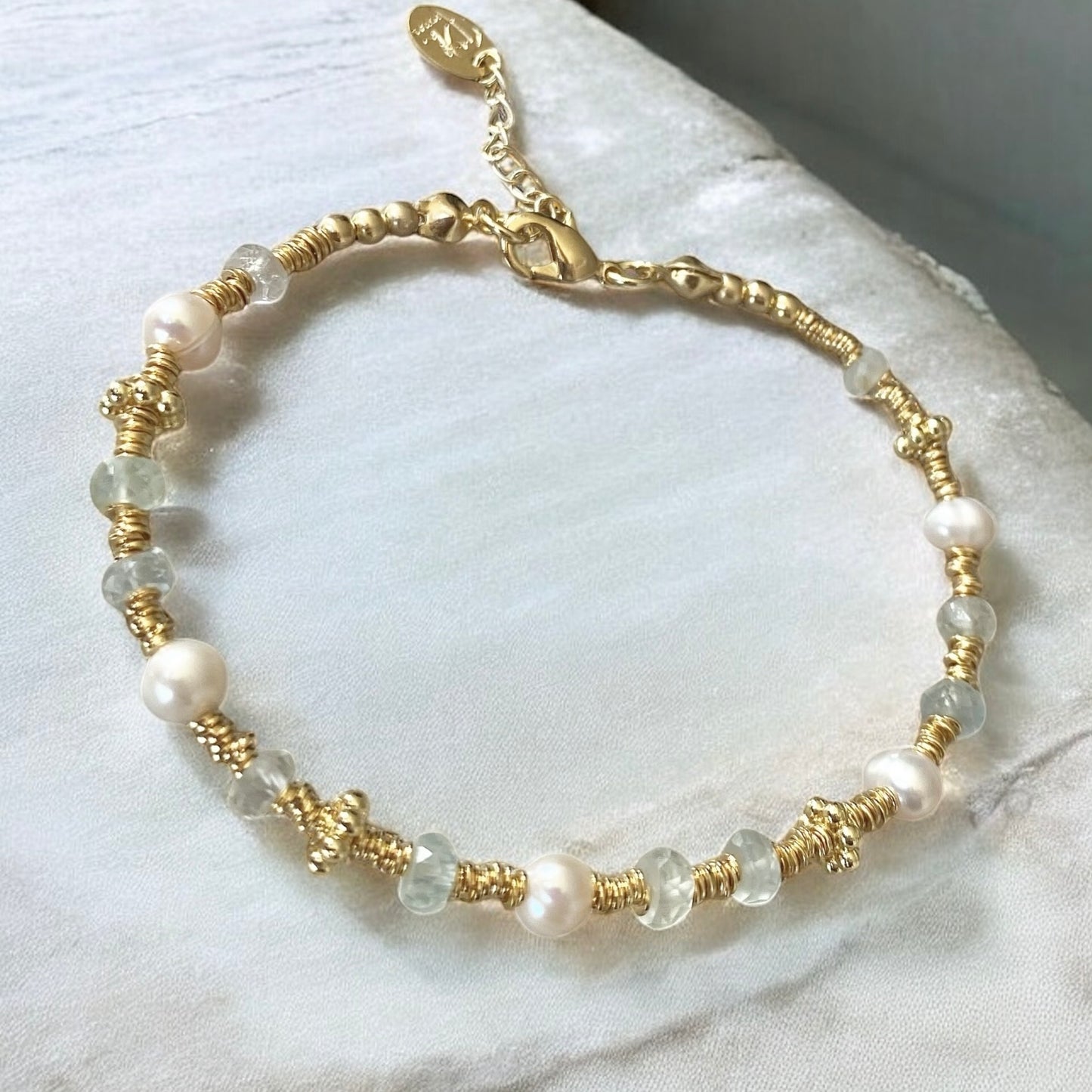 Pulsera aguamarina perlas oro