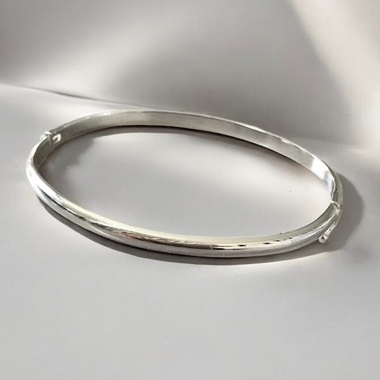 Esclava lisa enchapada en plata