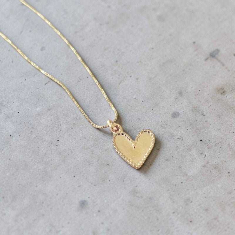 Collar corazón oro