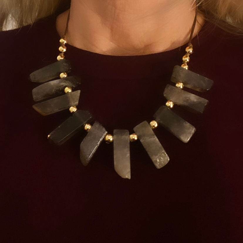 Collar cuarzo fumé oro