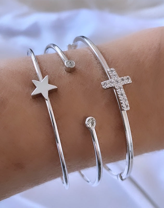 Esclava estrellita enchapada oro blanco