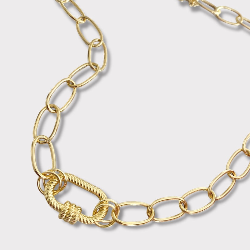 Collar amanda broche oro