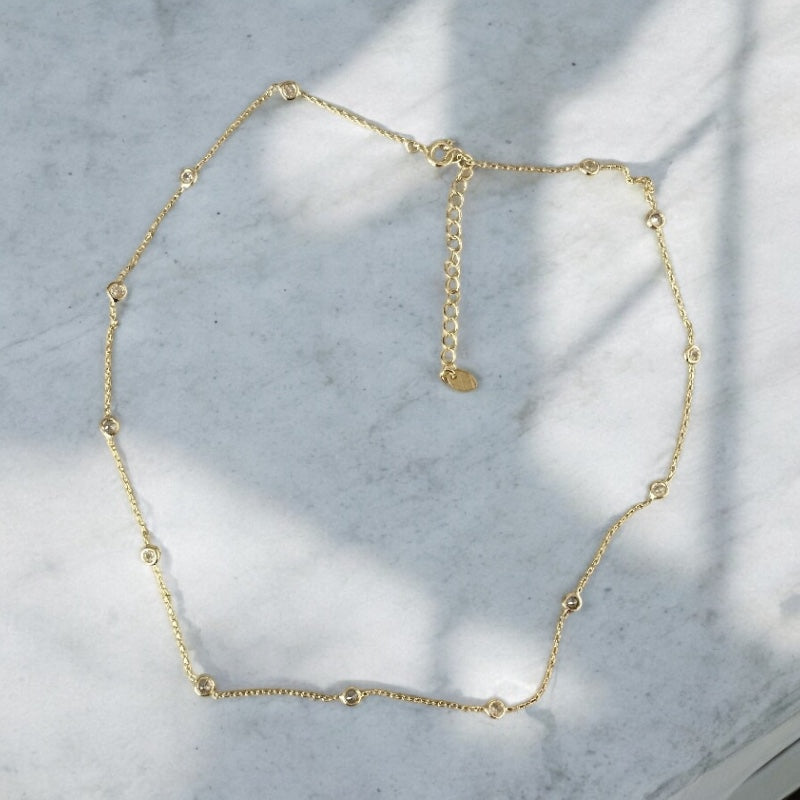 Collar ema circones oro