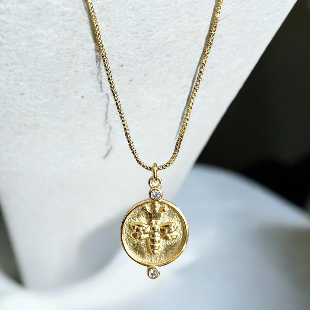 Collar abeja reina oro