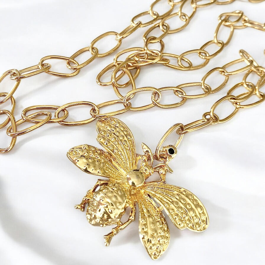 Collar largo gran abeja eslabones oro