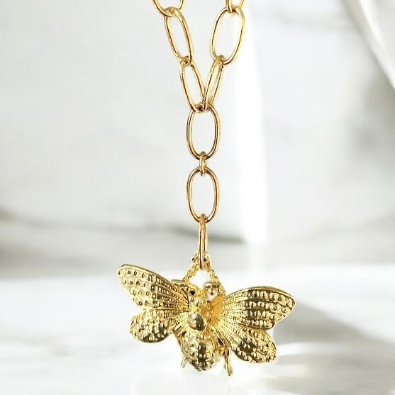 Collar largo gran abeja eslabones oro