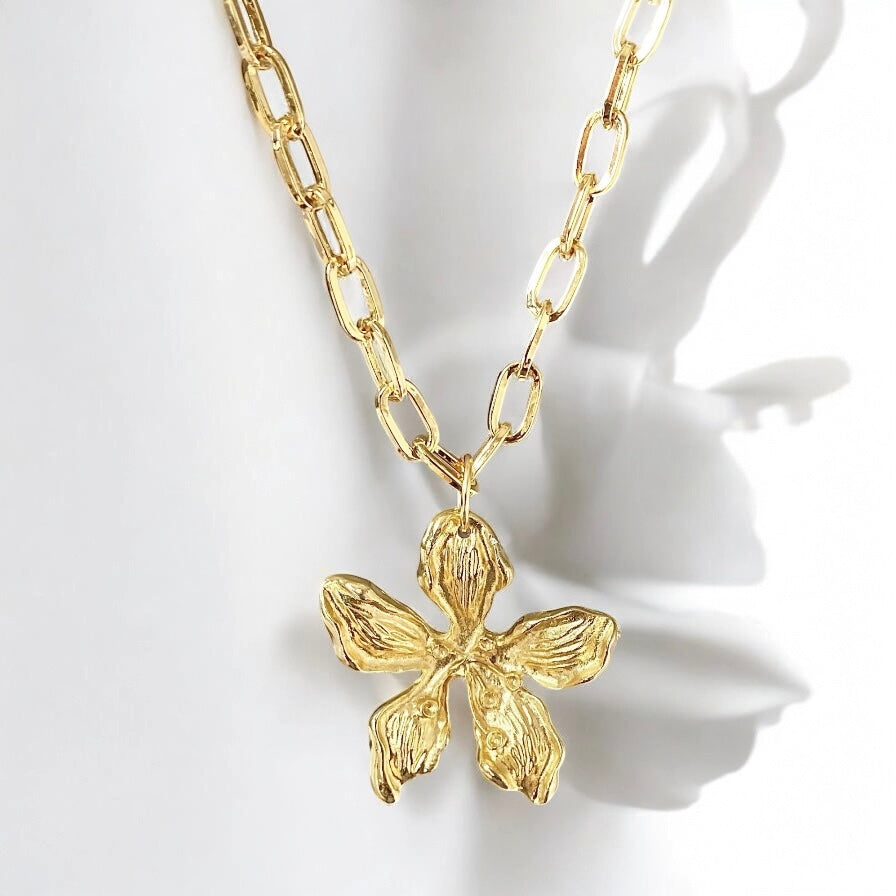 Collar flor eslabones oro