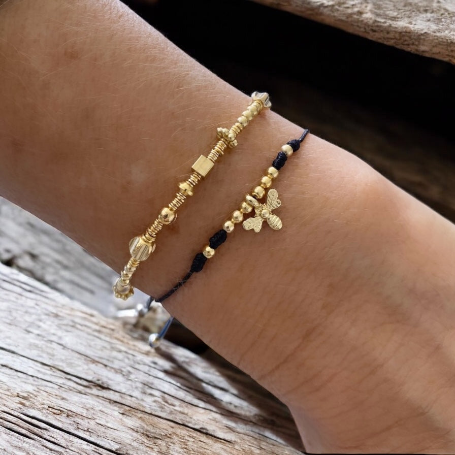 Pulsera hilo abejita oro