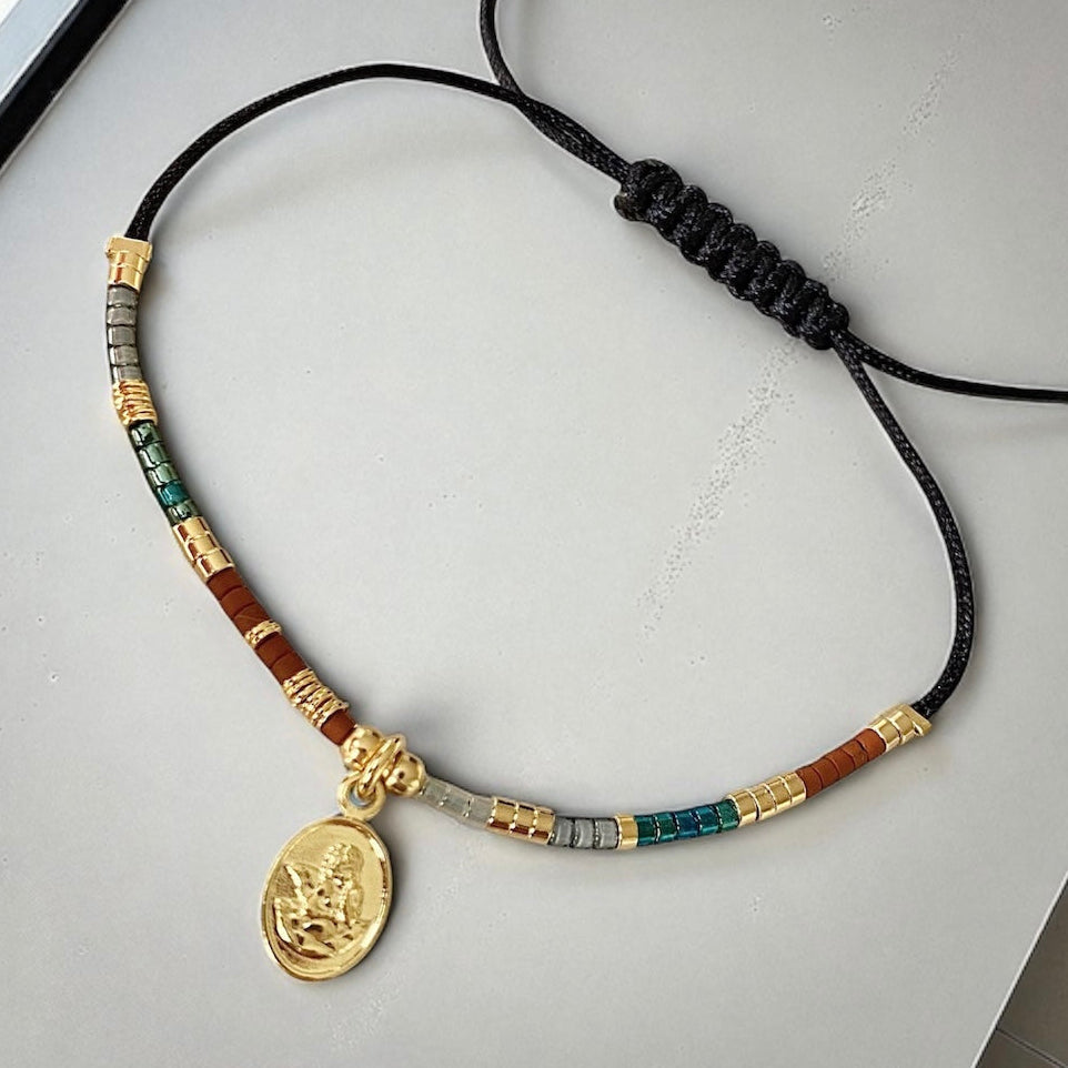 Pulsera hilo mijuki mini ángel oro