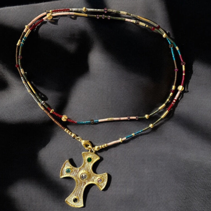 Collar etro gran cruz oro