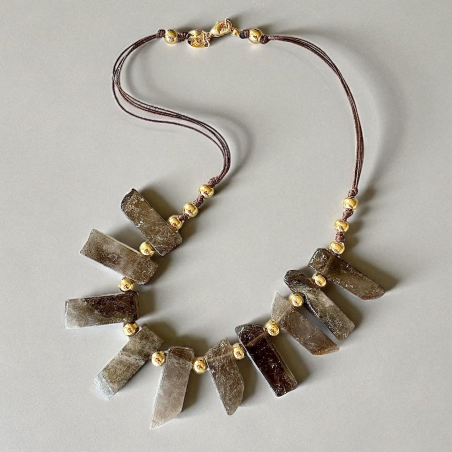 Collar cuarzo fumé oro