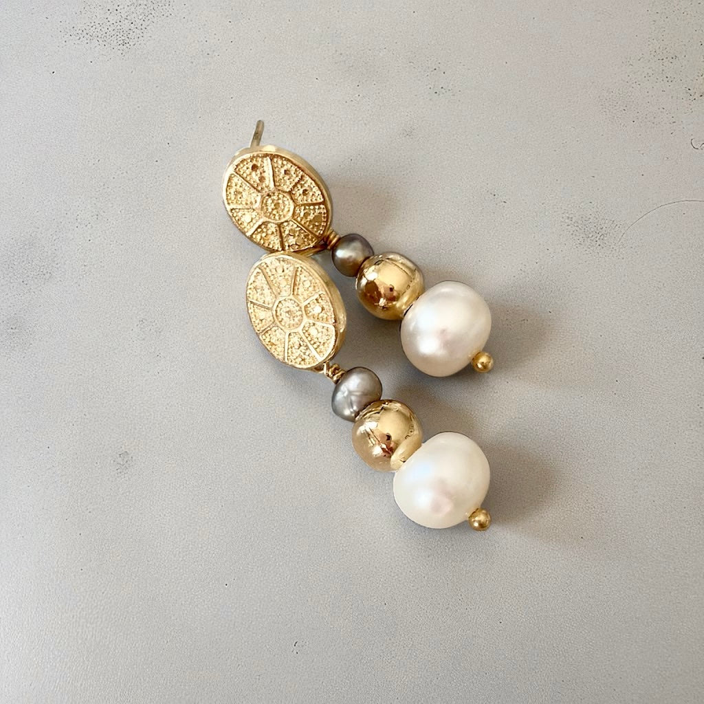 Aros blanca perlas oro