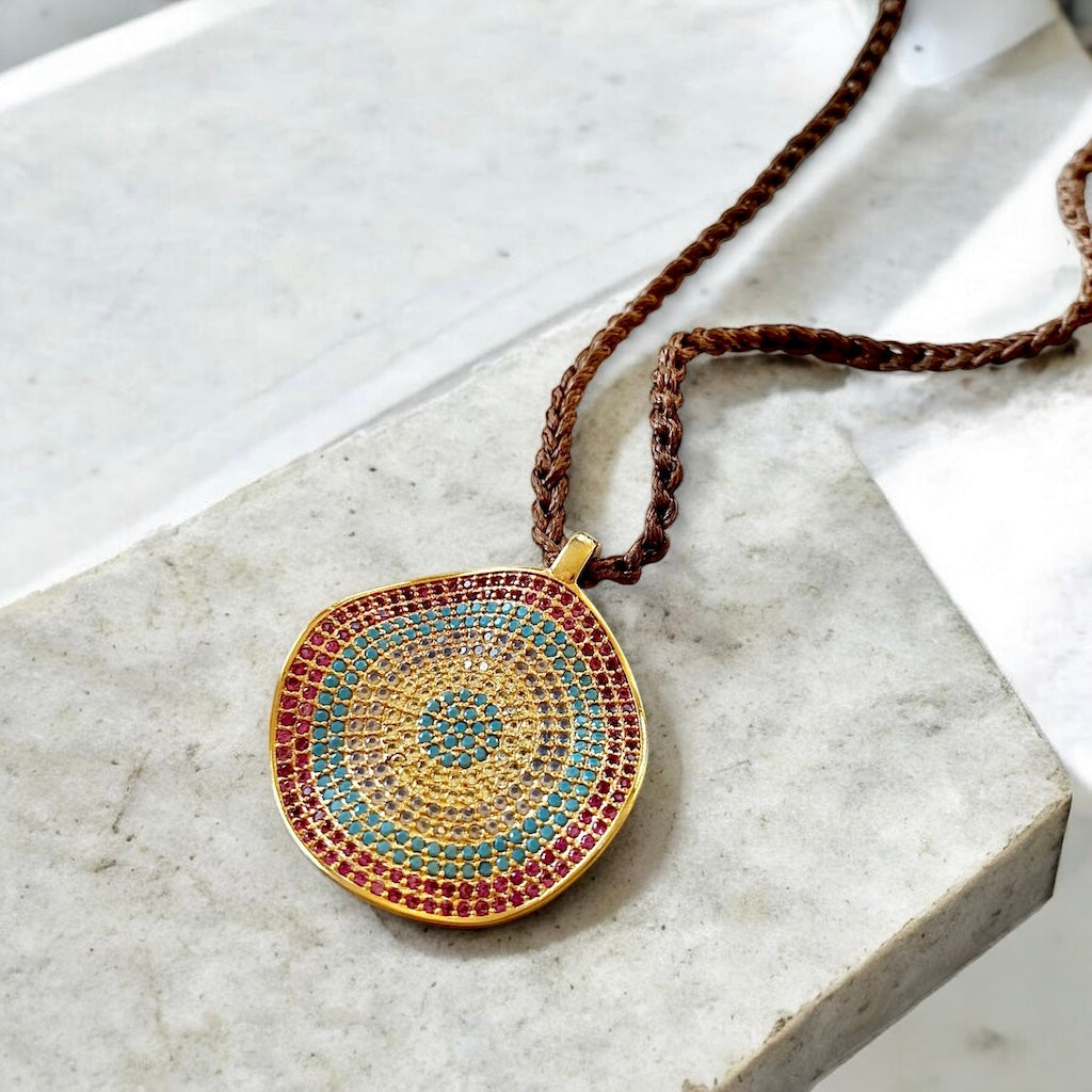 Collar medallón micro circones oro