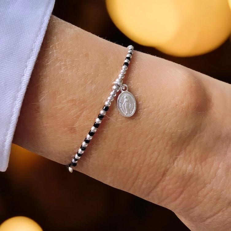 Pulsera hilo mini Virgen de los Rayos plata