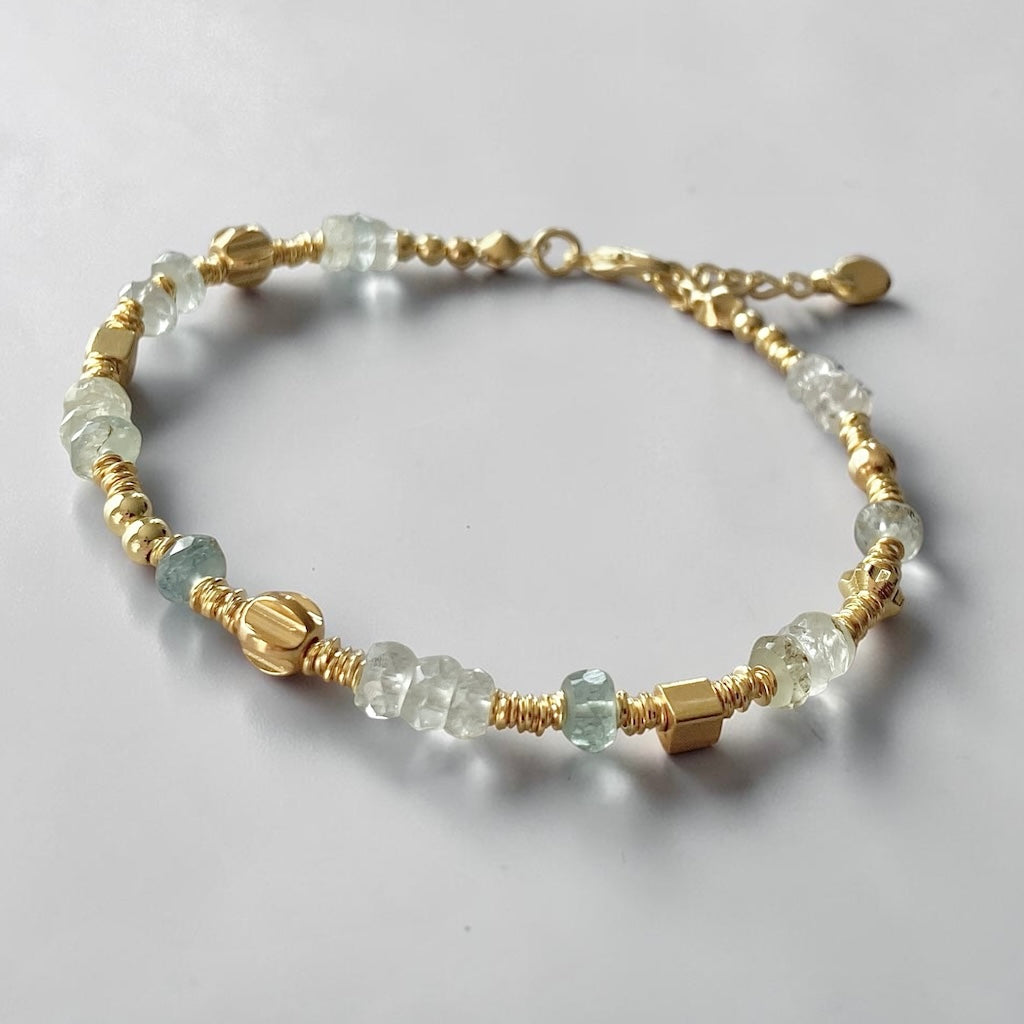 Pulsera aguamarina oro