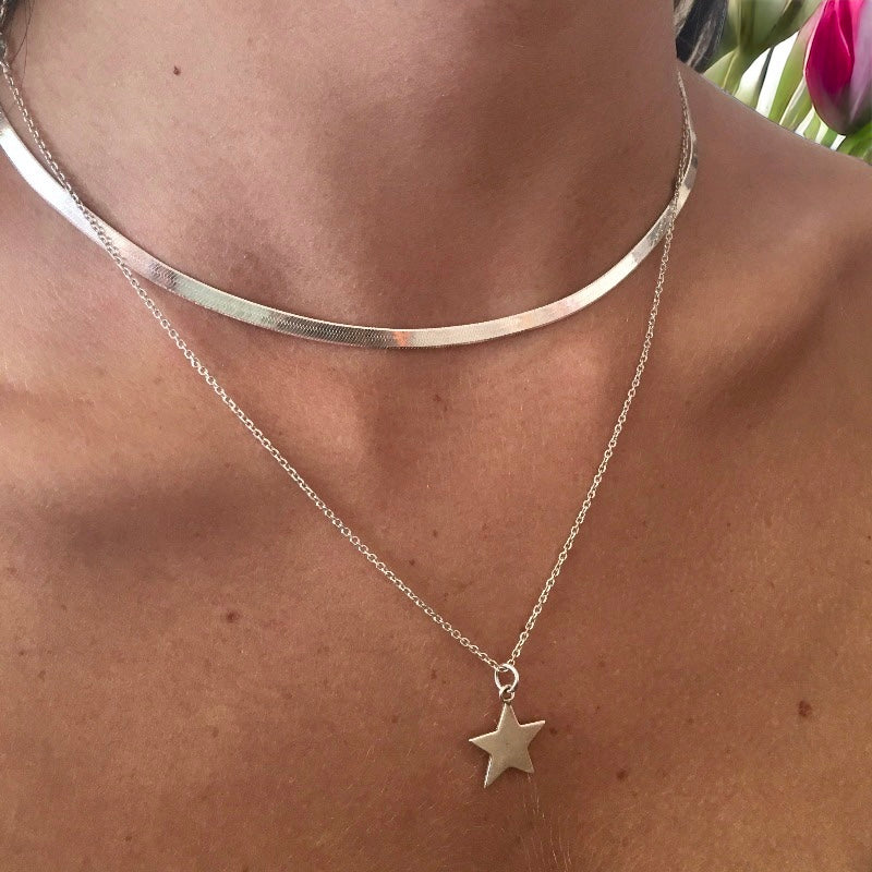 Collar cinta plata