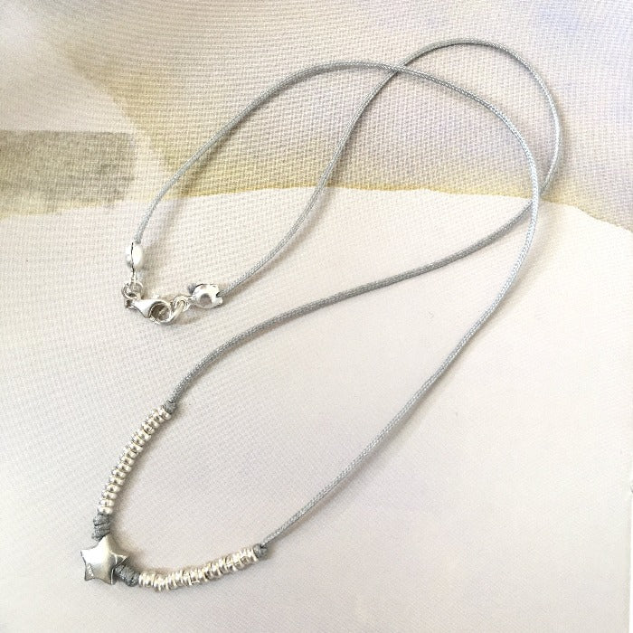 collar hilo estrella plata gris