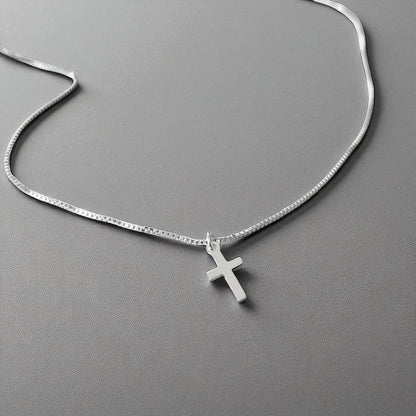 Collar mini cruz plata 925