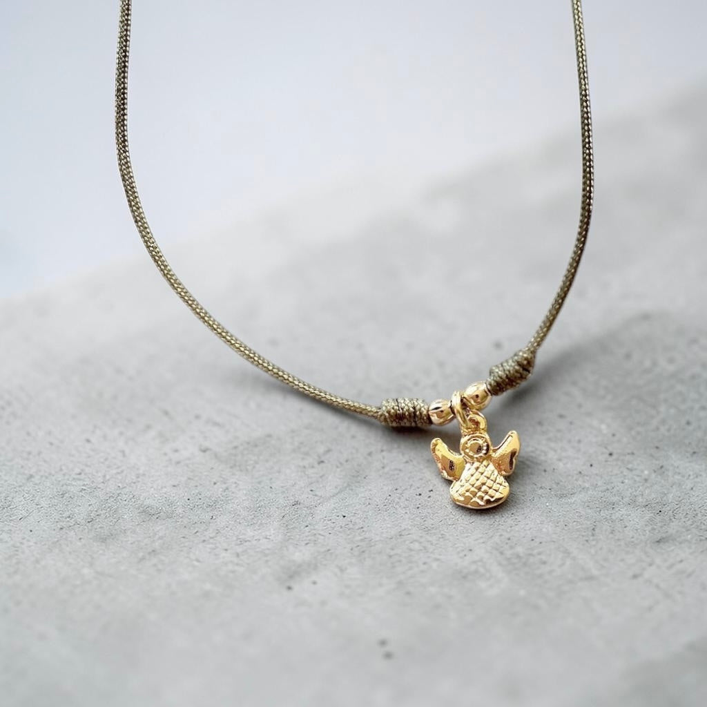 Collar hilo mini angelito oro
