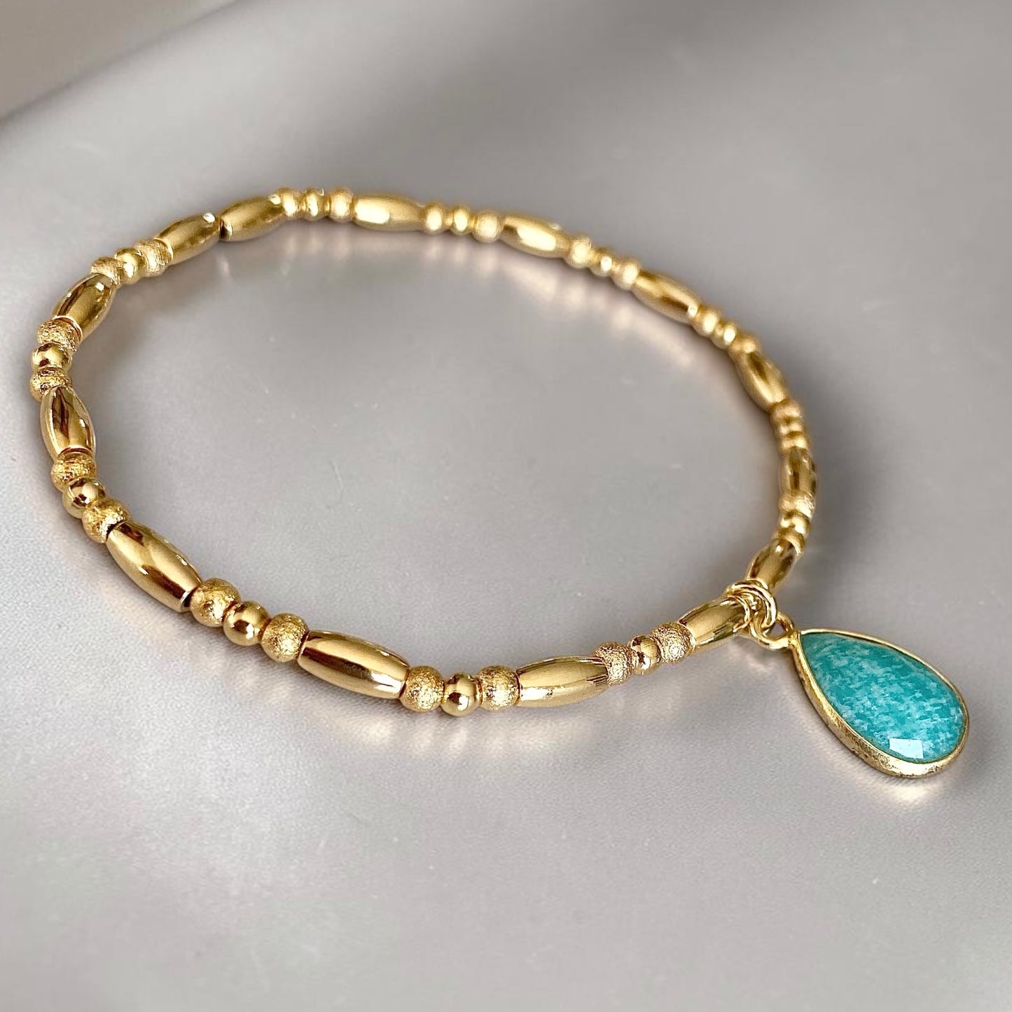 Pulsera turquesa oro