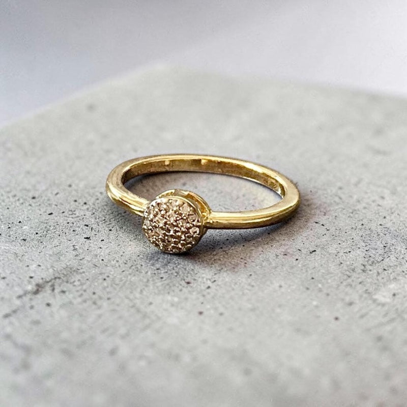 Anillo circones oro