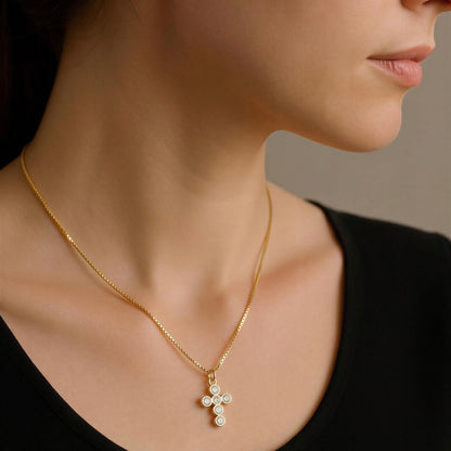Collar cruz seis circones oro