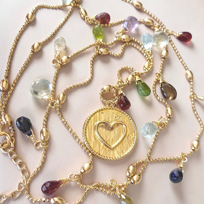 Collar largo gotas corazón oro