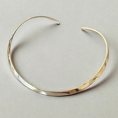 Collar choker bari oro