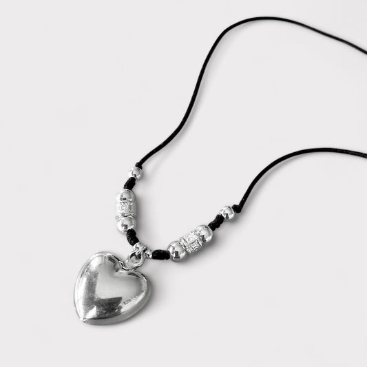 Collar hilo corazón inflado plata
