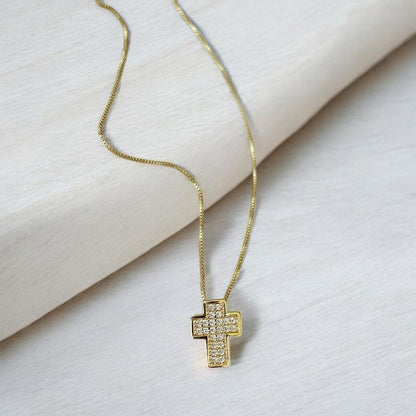 Collar cruz circones oro