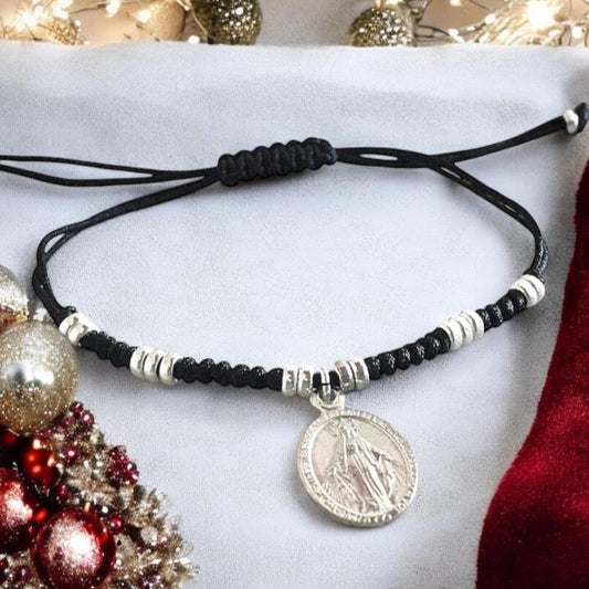 Pulsera hilo negro virgen de los milagros plata