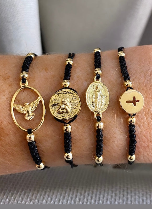 Pulsera hilo cruz calada oro