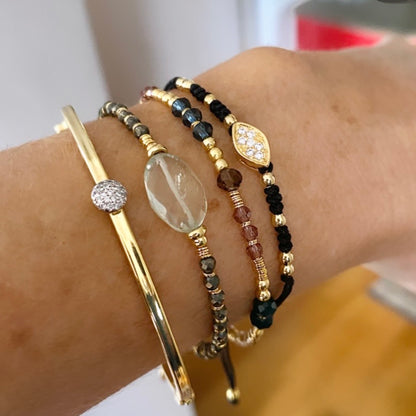 Pulsera hilo lua oro