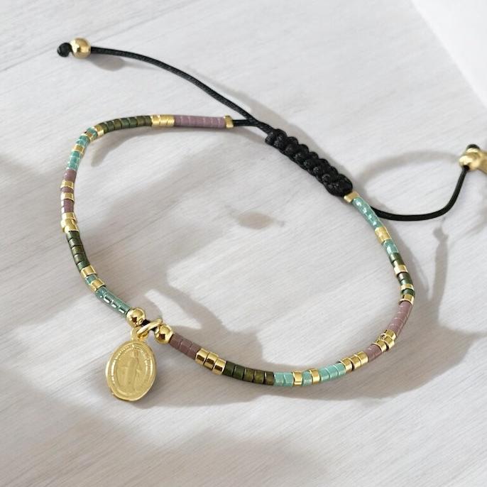 Pulsera hilo mijuki virgen de los milagros oro