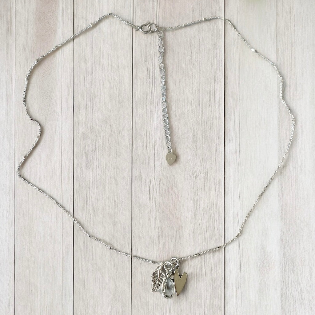 Collar trío corazón hojita plata 925