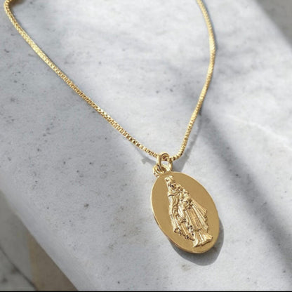 Collar escapulario oro