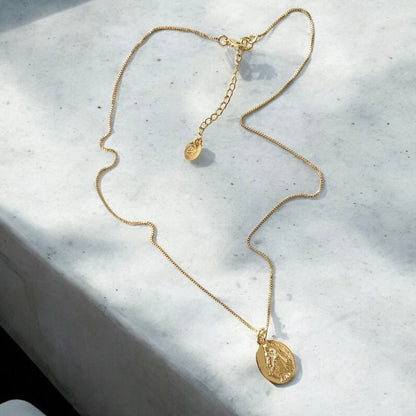 Collar escapulario oro
