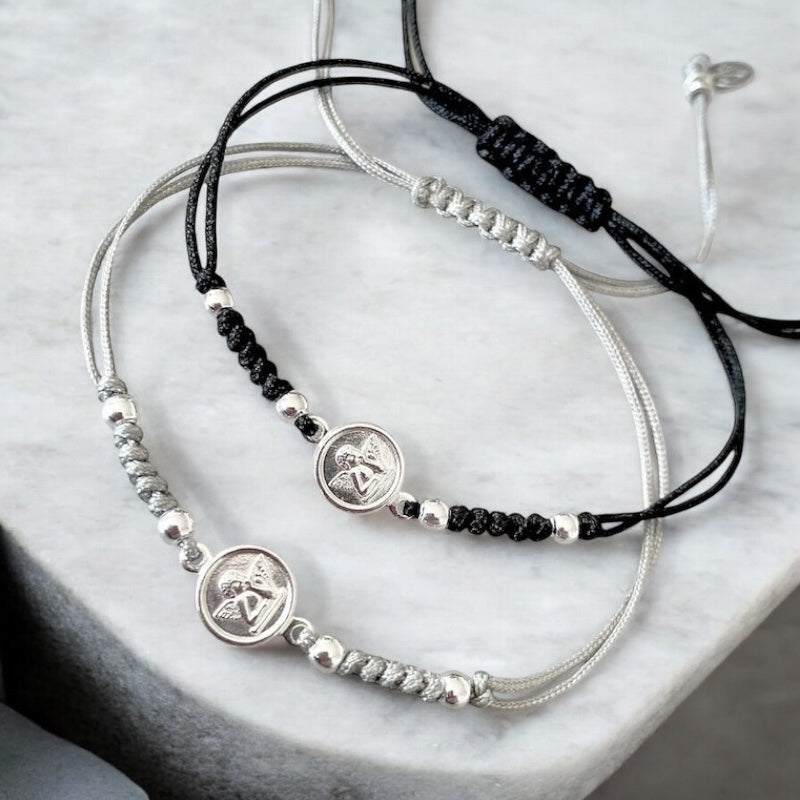Pulsera hilo ángel de la guarda plata
