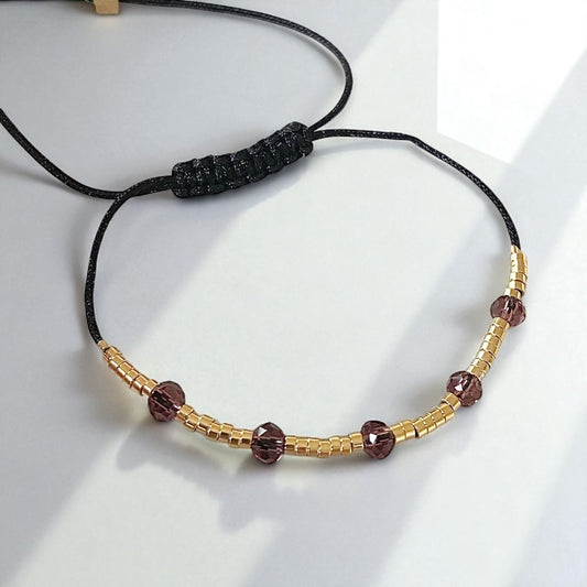 Pulsera hilo cristales oro