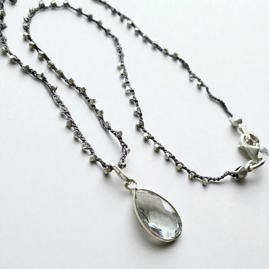 Collar tejido cuarzo plata