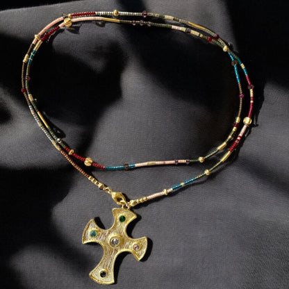Collar etro gran cruz oro