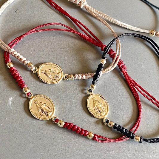Pulsera hilo virgen de los rayos oro