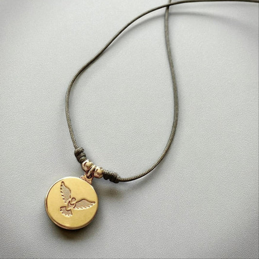 Collar hilo medalla Espíritu Santo oro