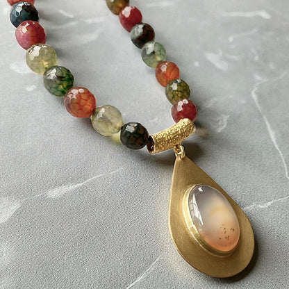 Collar sara oro