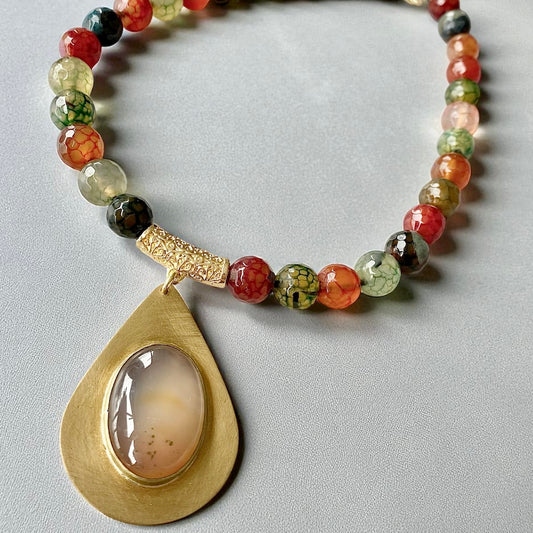 Collar sara oro