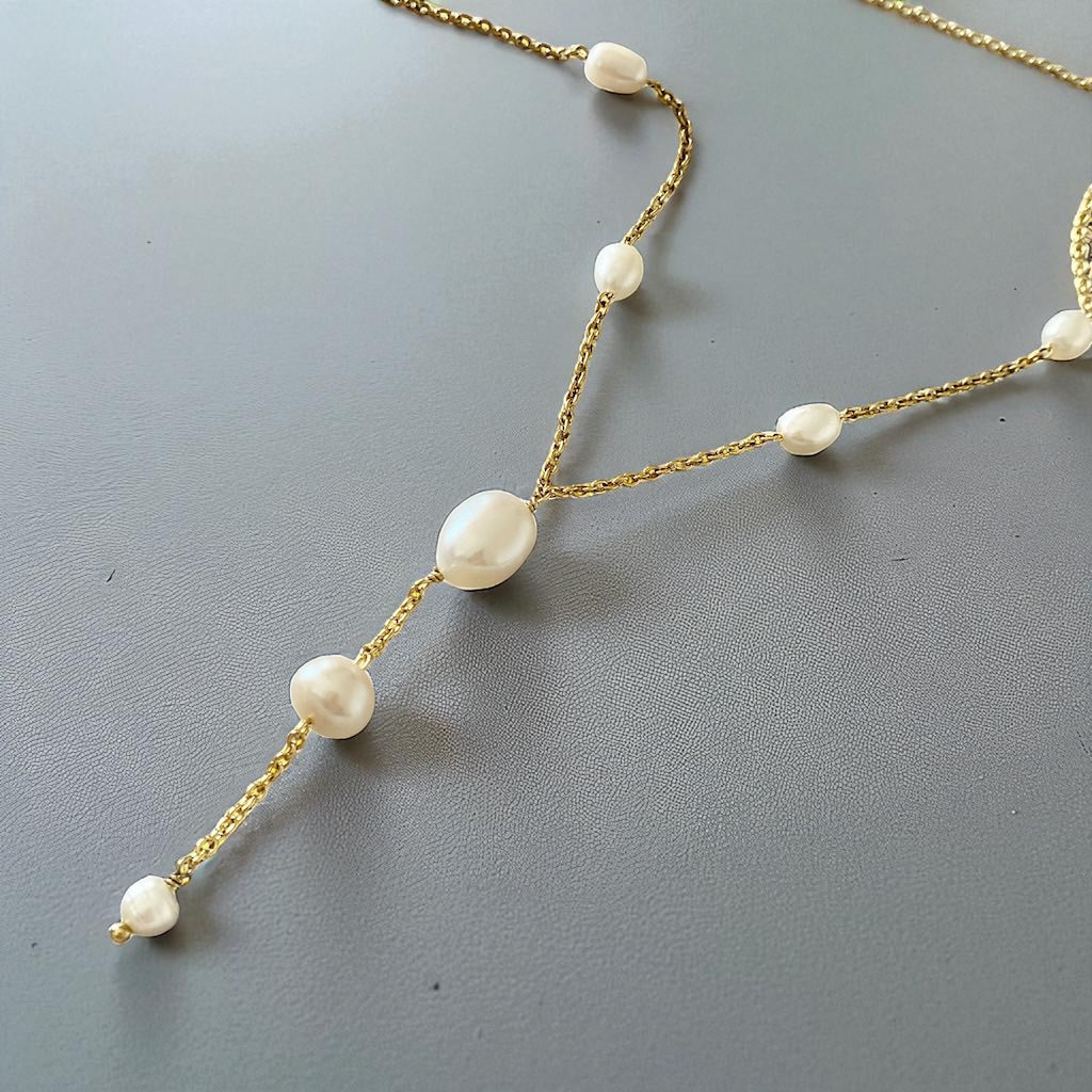 Collar cascada perlas oro