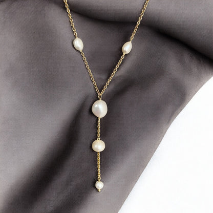 Collar cascada perlas oro